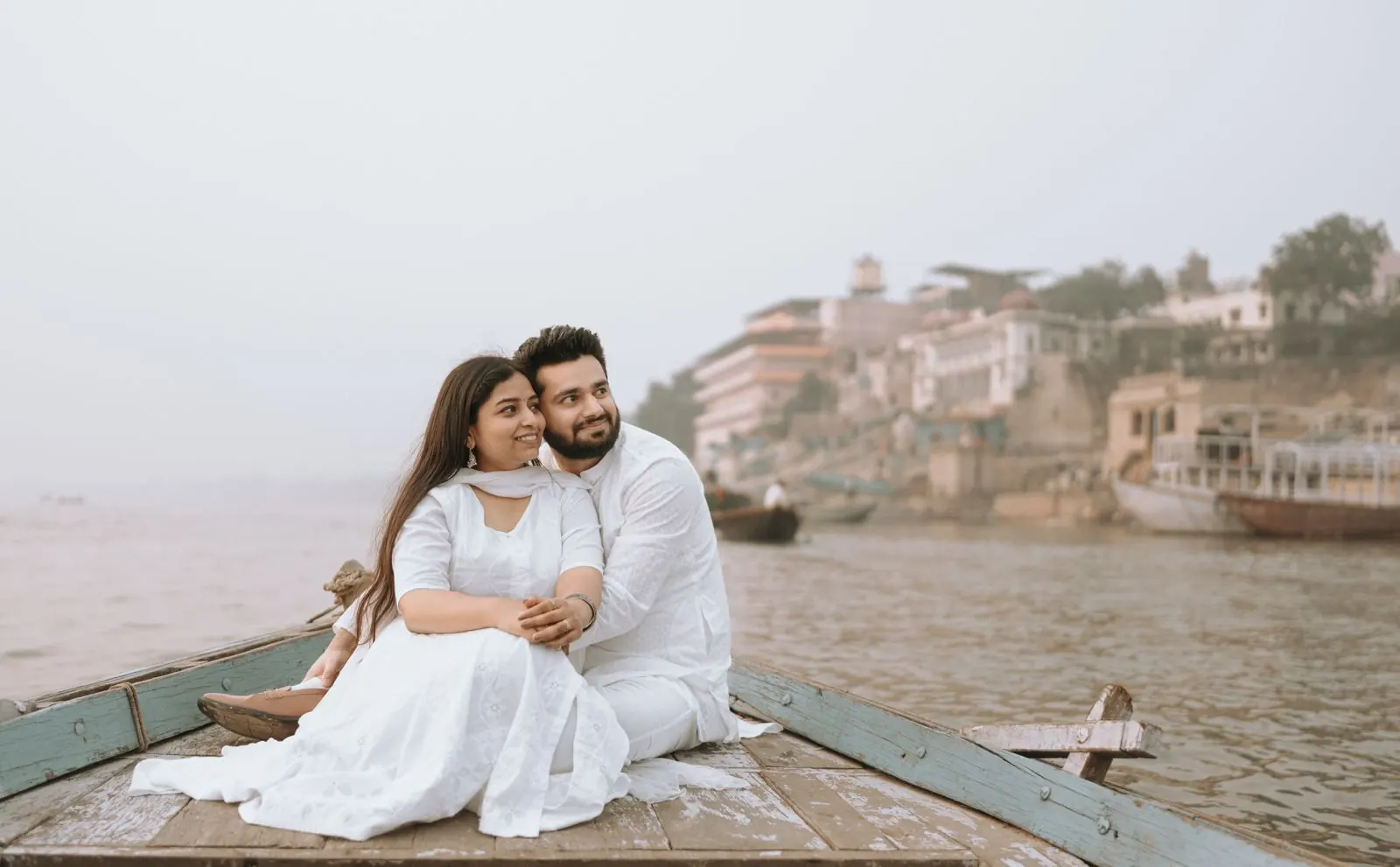 Nirusha & Davesh, photographed by Laal Ishq